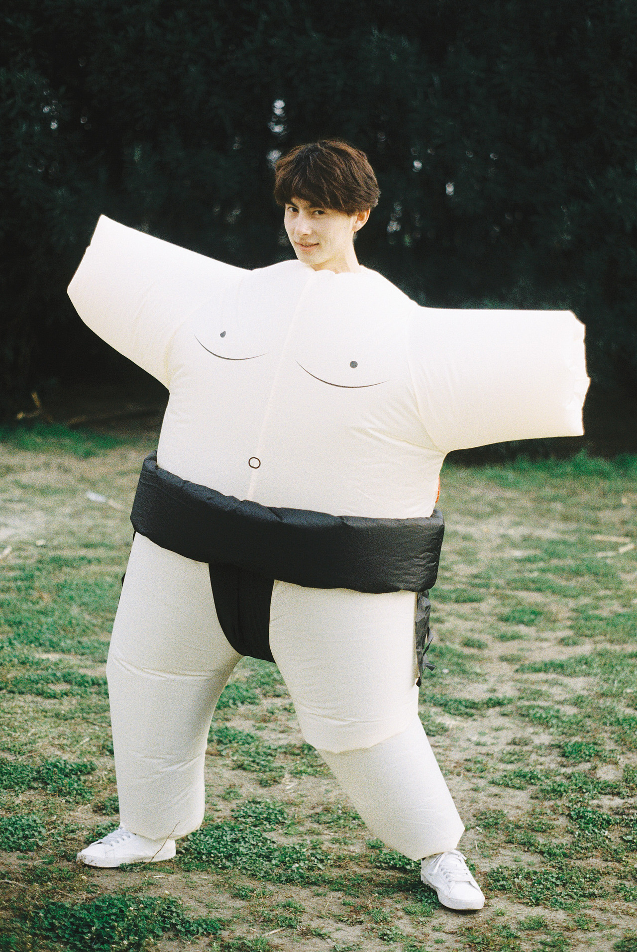 合影留念（图ZMTEwNDkzNTM2） - 人像摄影 - 站酷设计师NiccoCai原创素材 - 站酷ZCOOL