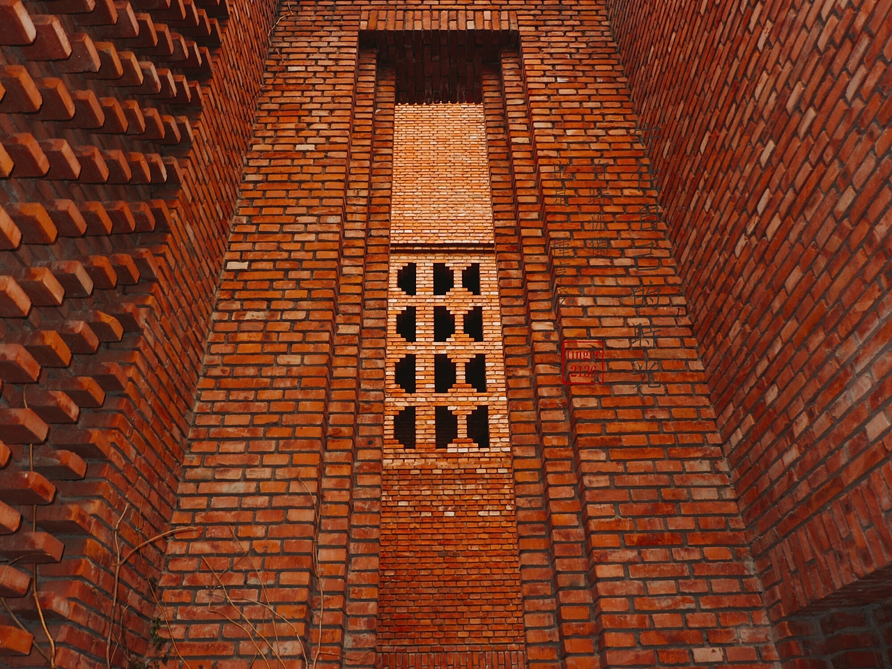 紅磚美術(shù)館（圖ZMTA2ODI2Nzgw） - 其他攝影 - 站酷設(shè)計師太極人家小娘子原創(chuàng)素材 - 站酷ZCOOL