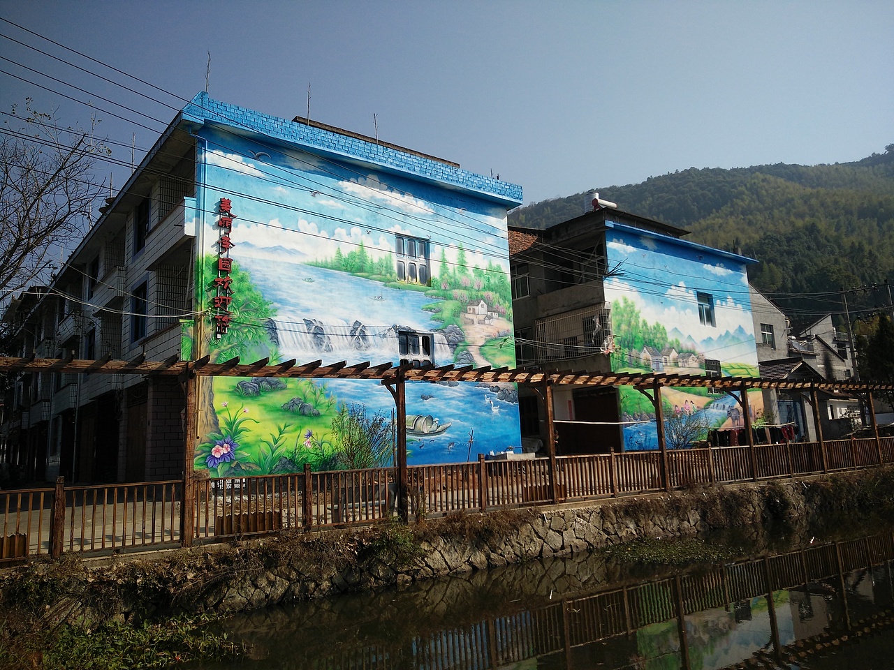 手工墙体彩绘,喷绘.