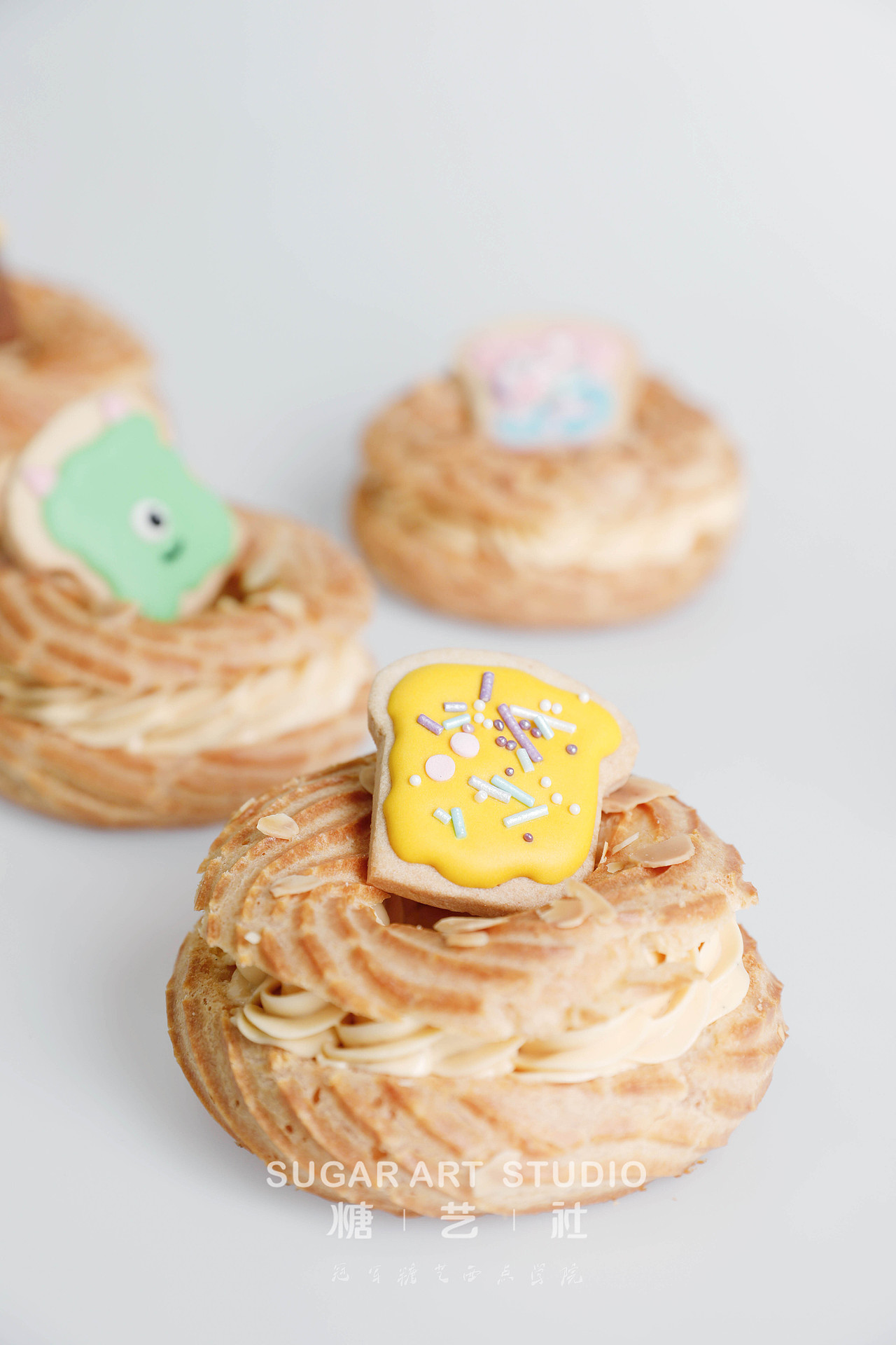 车轮泡芙修女泡芙美食拍摄法式甜品拍摄糖霜饼干（图ZMjk1NTAwMzE2） - 美食摄影 - 站酷设计师糖艺社原创素材 - 站酷ZCOOL