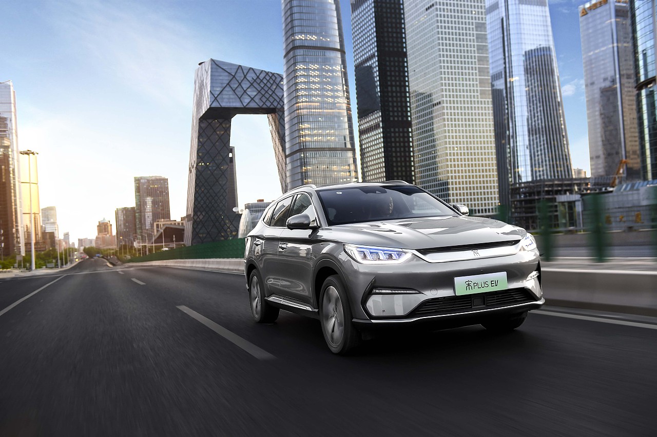 比亚迪 宋plus ev