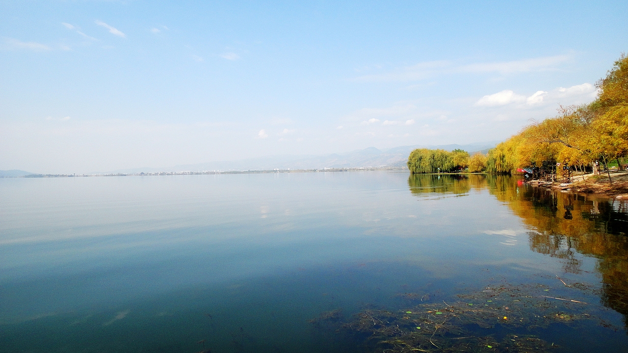 西昌邛海风光