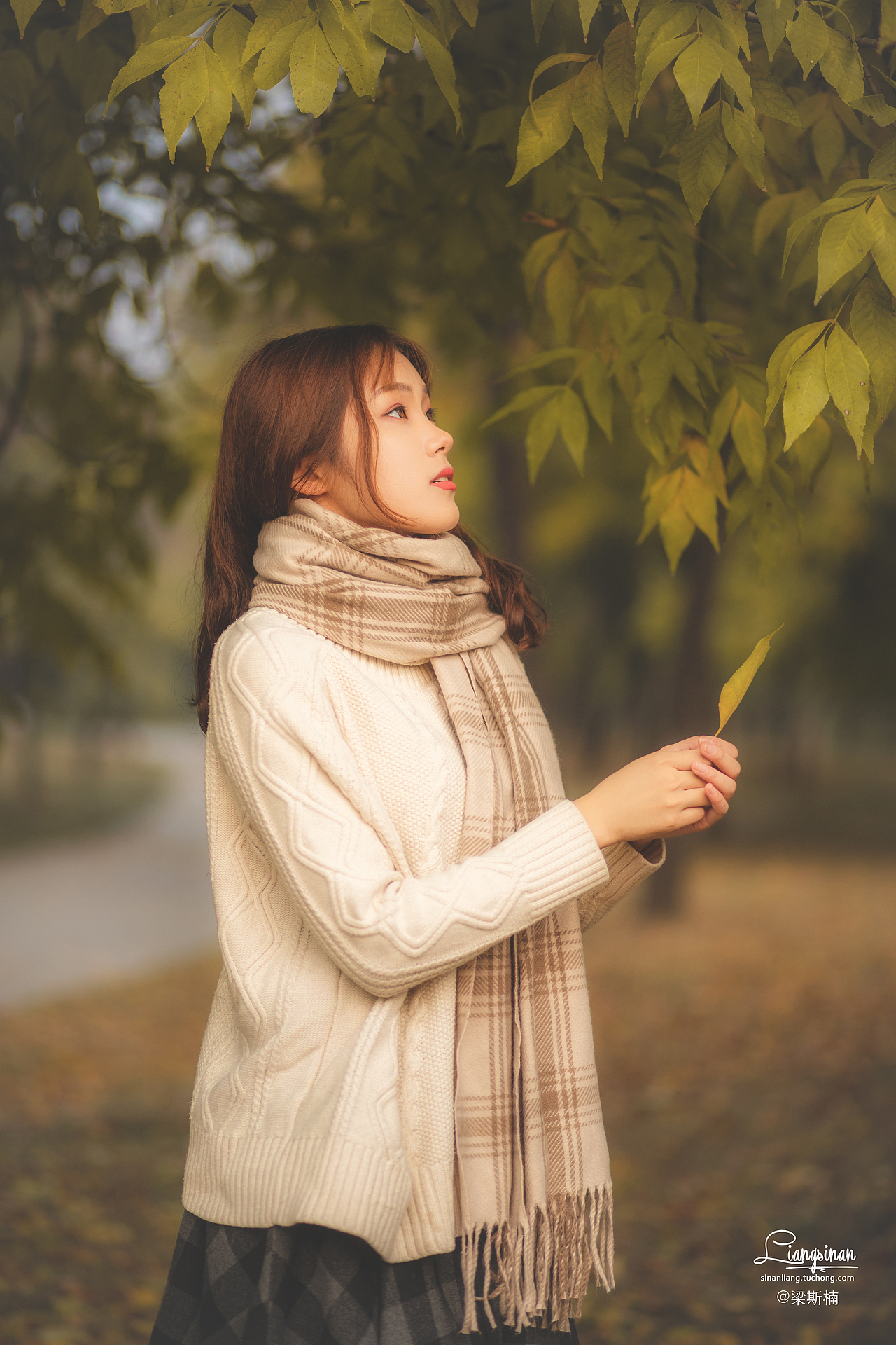 ⭐未觉池塘春草梦,阶前梧叶已秋声（图ZMTgxMzAxNTc2） - 人像摄影 - 站酷设计师梁斯楠原创素材 - 站酷ZCOOL