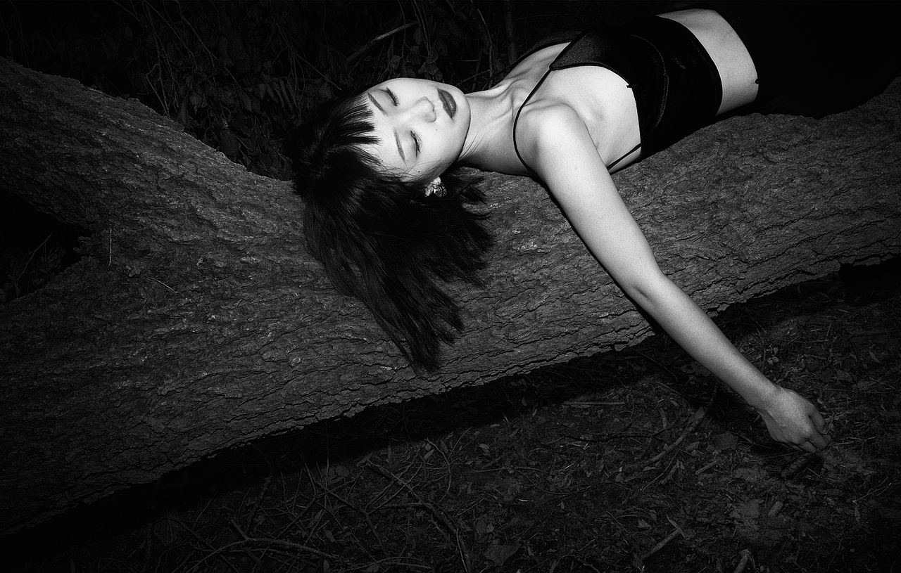 情绪人像（图ZMjc0NDE3Mzk2） - 人像摄影 - 站酷设计师龙嘉嘉原创素材 - 站酷ZCOOL