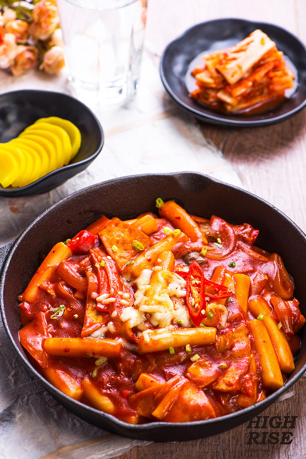 韩国年糕（图ZNTQ1NjAwNDQ=） - 产品摄影 - 站酷设计师鼎视浩阳原创素材 - 站酷ZCOOL