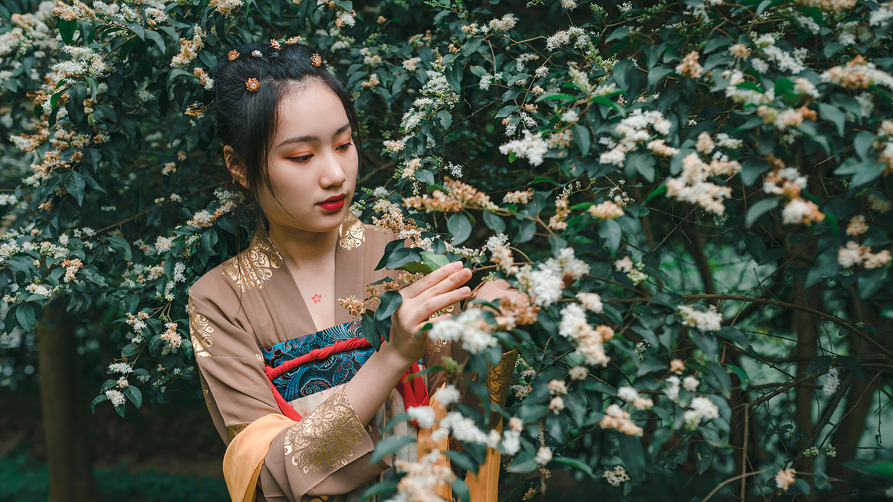 2020.3.15廣西柳州龍?zhí)豆珗@漢服（圖ZMjAyNzg2MTky） - 人像攝影 - 站酷設(shè)計師陳璐柳州攝影師原創(chuàng)素材 - 站酷ZCOOL