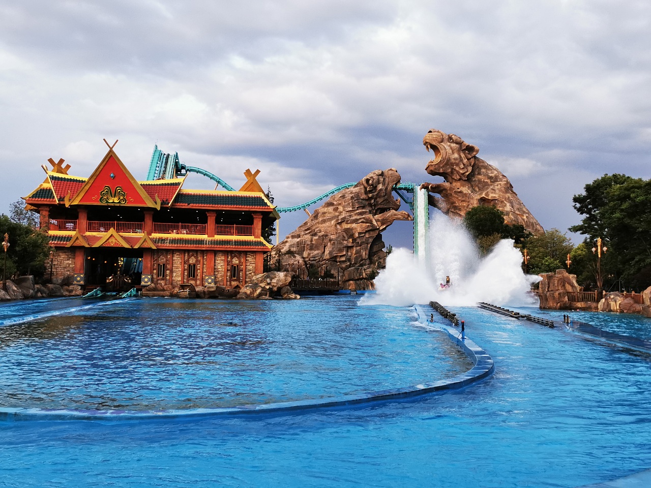 七彩云南—虎跳峡