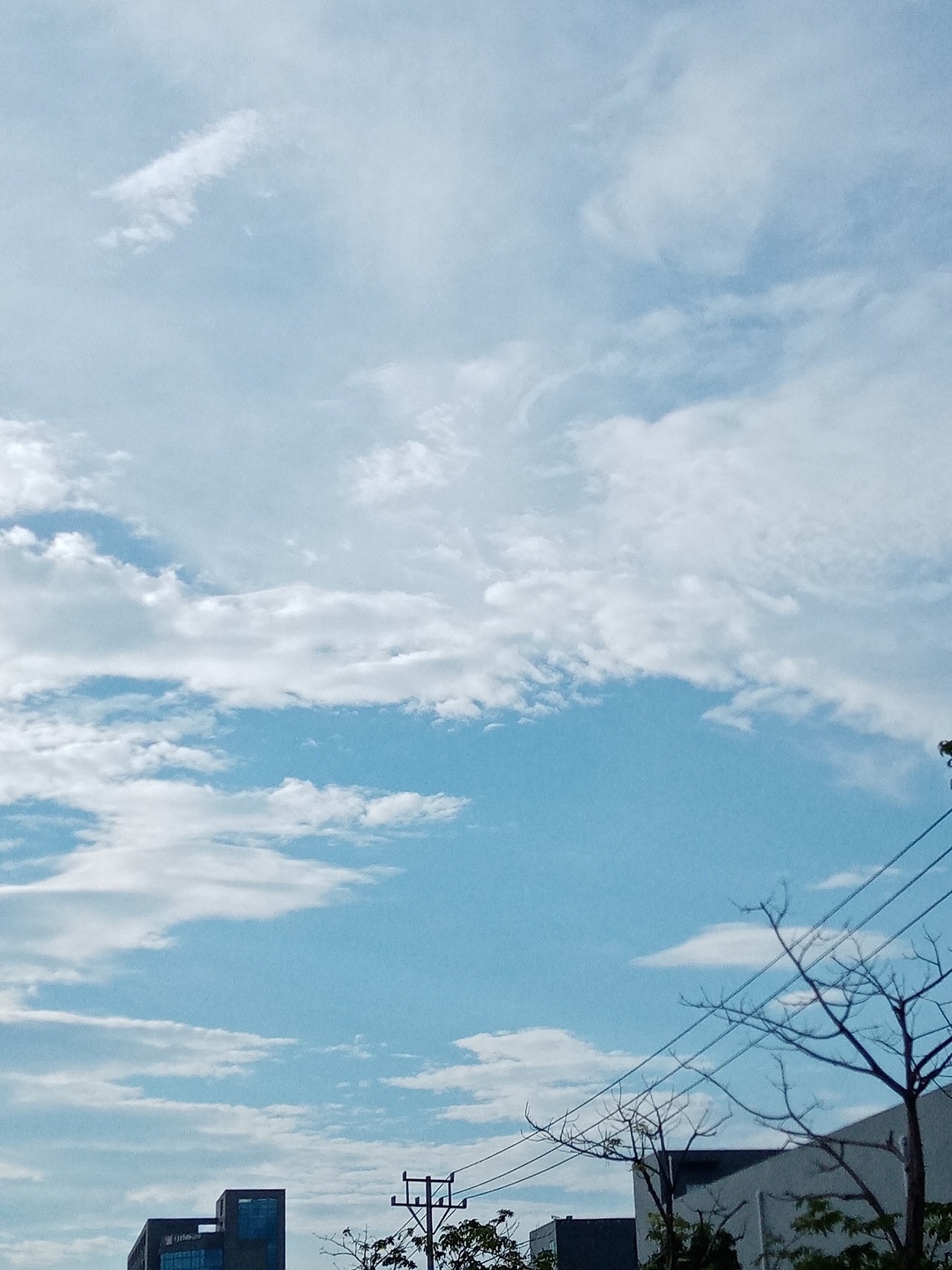 ☁️“下过雨的夏天傍晚我都会期待”☁️