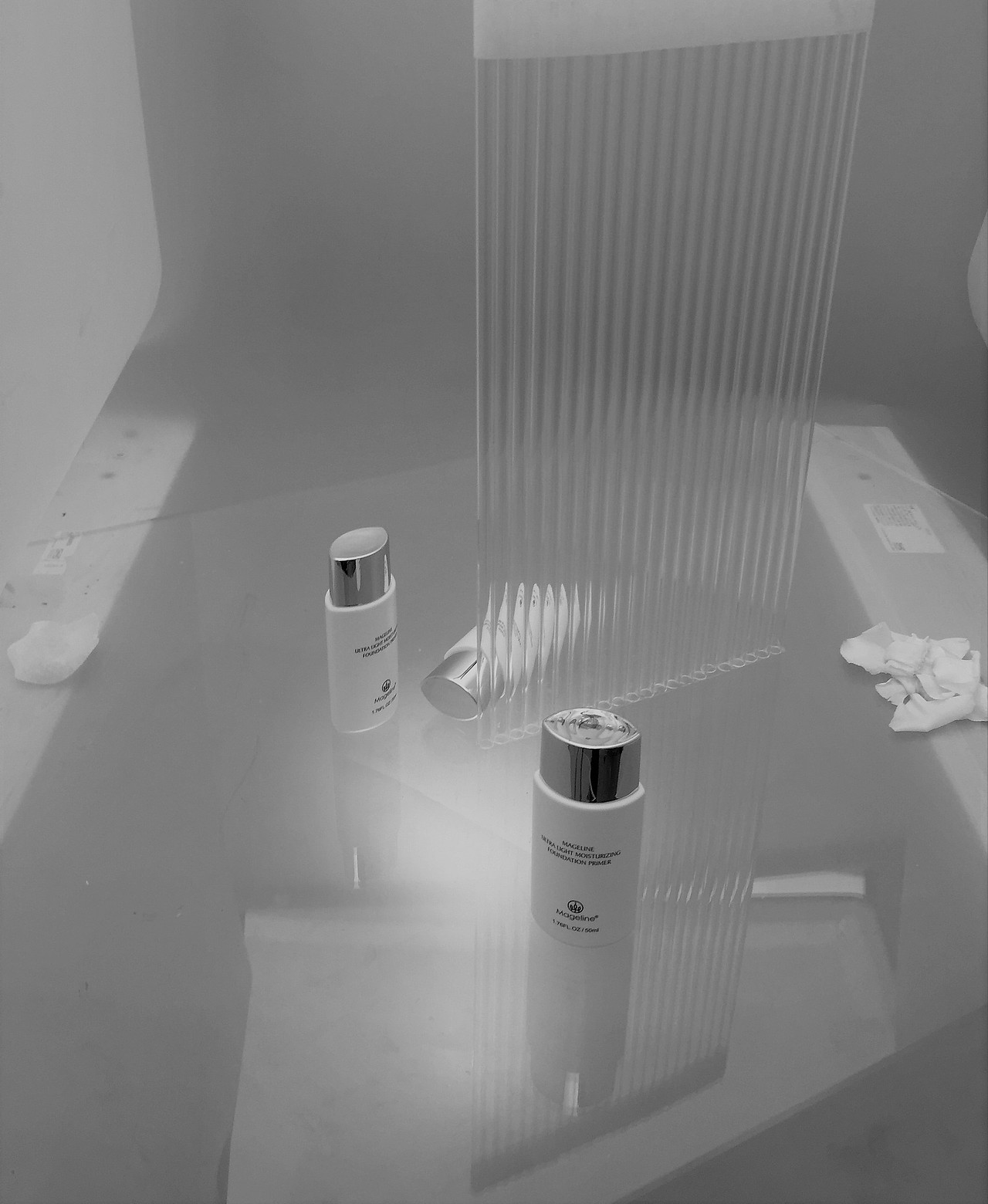 Mageline | 轻透水润隔离乳（图ZMjQ2MjEwNjAw） - 产品摄影 - 站酷设计师愚人斌原创素材 - 站酷ZCOOL