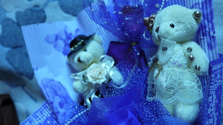 黏在家里 年在家里