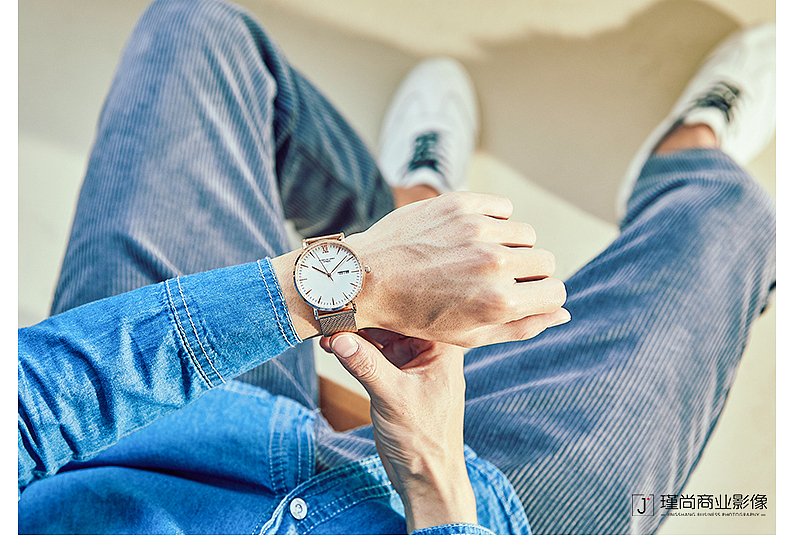 北欧#简约#时尚#手摸（图ZMTA3MTkyMjQw） - 产品摄影 - 站酷设计师瑾尚商业影像原创素材 - 站酷ZCOOL