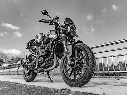 摩托（个人主页-ZNDcwMTk1MzI=） - 产品摄影 - 站酷设计师w1bai原创素材 - 站酷ZCOOL