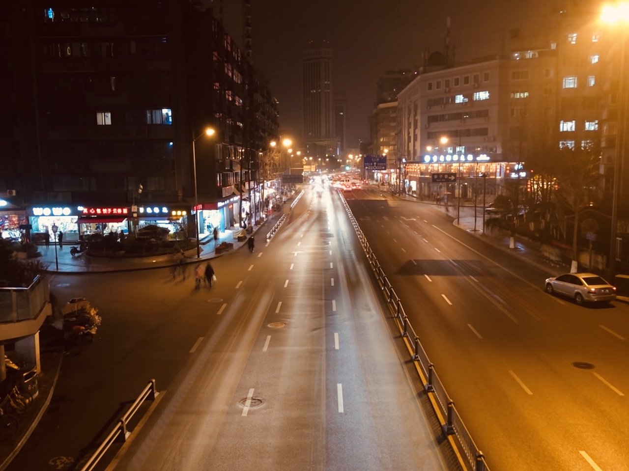 成都-夜景-街头（图ZMTk4MTMyMDY4） - 风光摄影 - 站酷设计师Angel梅原创素材 - 站酷ZCOOL