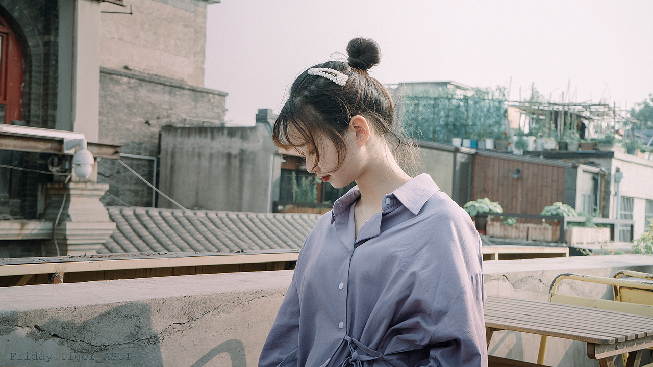 在东交民巷遛弯儿的阿J（图ZMTY2NjY4MTUy） - 人像摄影 - 站酷设计师睢亦原创素材 - 站酷ZCOOL