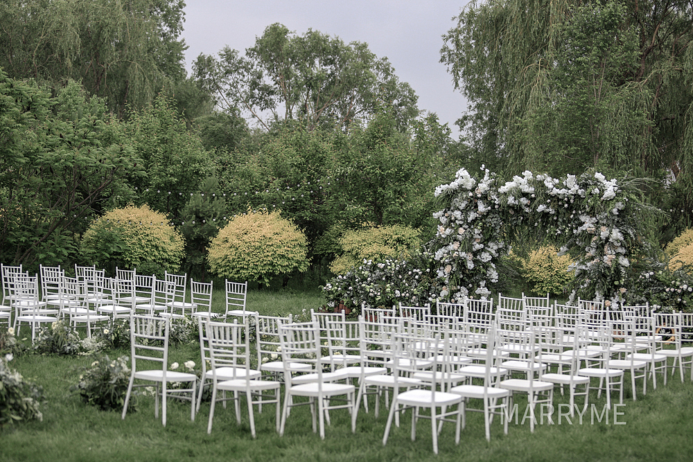 白绿色系草坪婚礼（图ZMjY0MDI3NjA0） - 婚礼摄影 - 站酷设计师长春麦瑞蜜婚礼原创素材 - 站酷ZCOOL