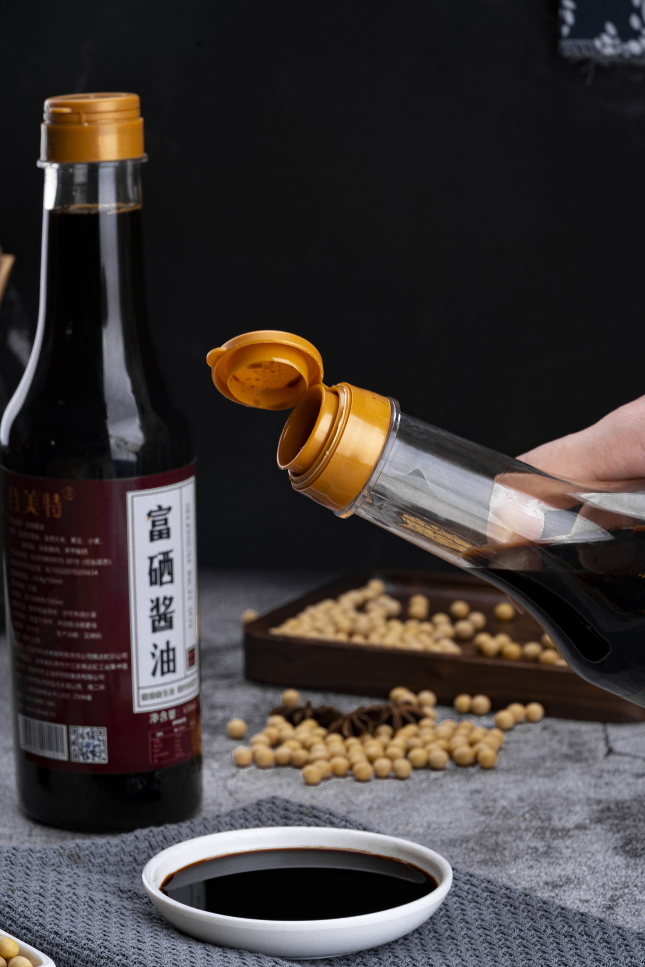 台湾金兰酱油590ml 古法酿造酱油 三杯鸡卤肉饭酱油 台湾调料-阿里巴巴