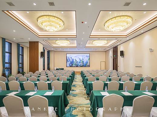 湖景酒店 Hotel Laguna Gran Vista