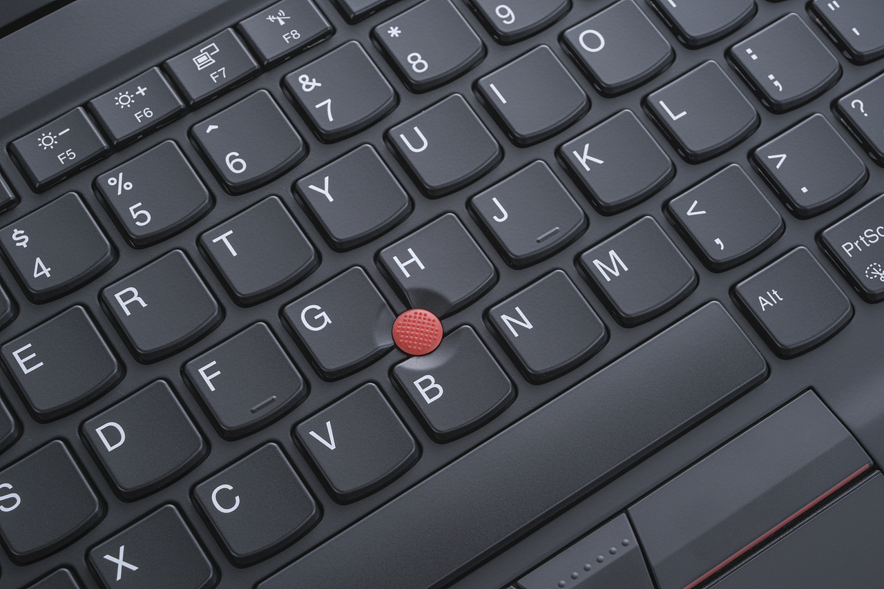 联想ThinkPad P1隐士 笔记本 工作站