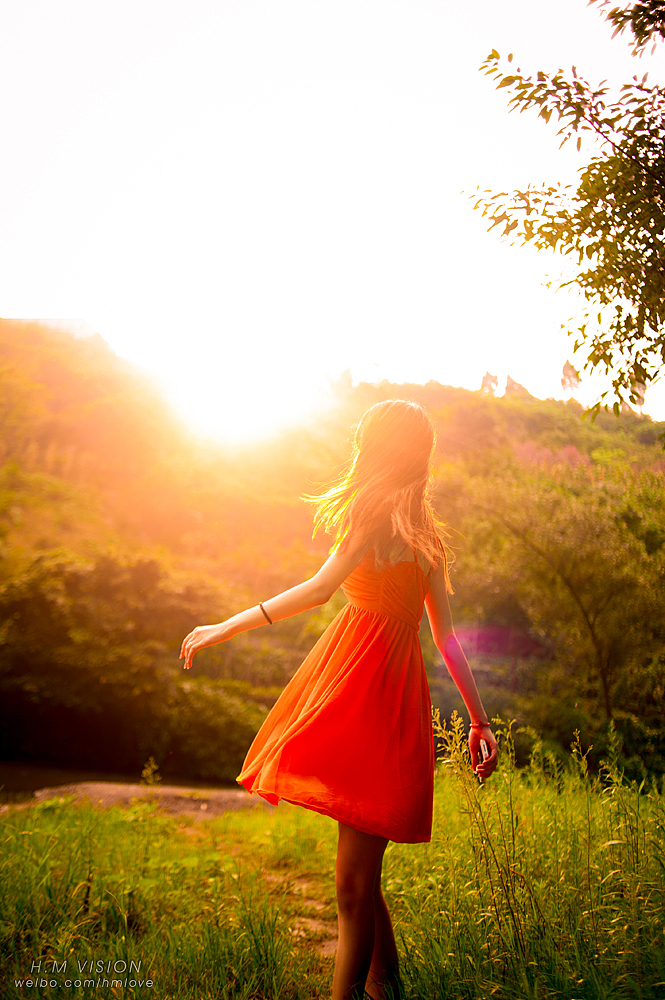 &nbsp;《逆光下的那抹橘》&nbsp;&nbsp;█&nbsp;H.M&nbsp;摄影&nbsp;█