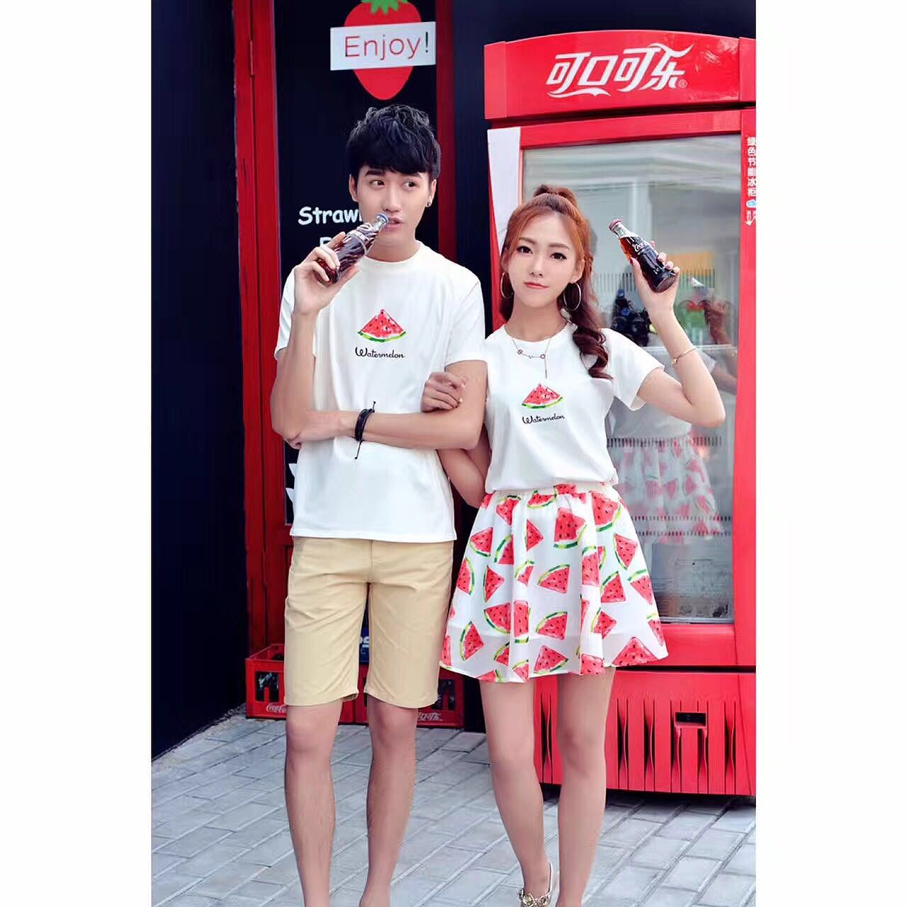 情侣装亲子装模特拍摄 淘宝服装模特拍图 服装网拍服务