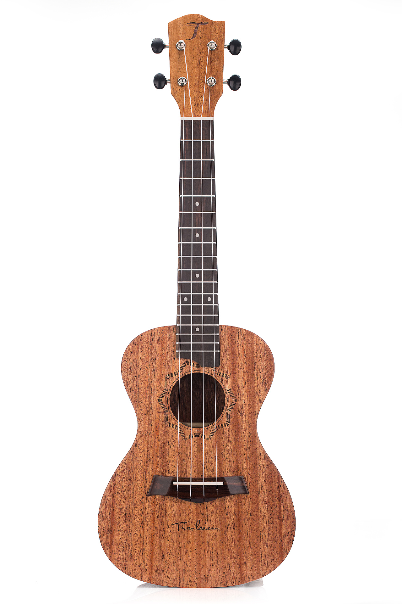 尤克里里白底拍摄