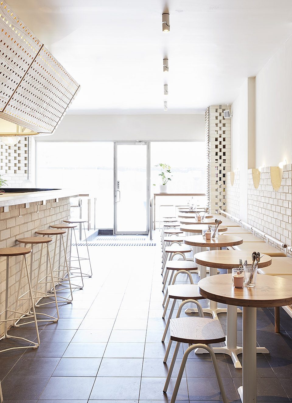 昆明奶茶店装修公司、昆明奶茶店设计、昆明店设计装修（图ZMTM4MjU1MDUy） - 建筑设计 - 站酷设计师致电l335oo82657原创素材 - 站酷ZCOOL