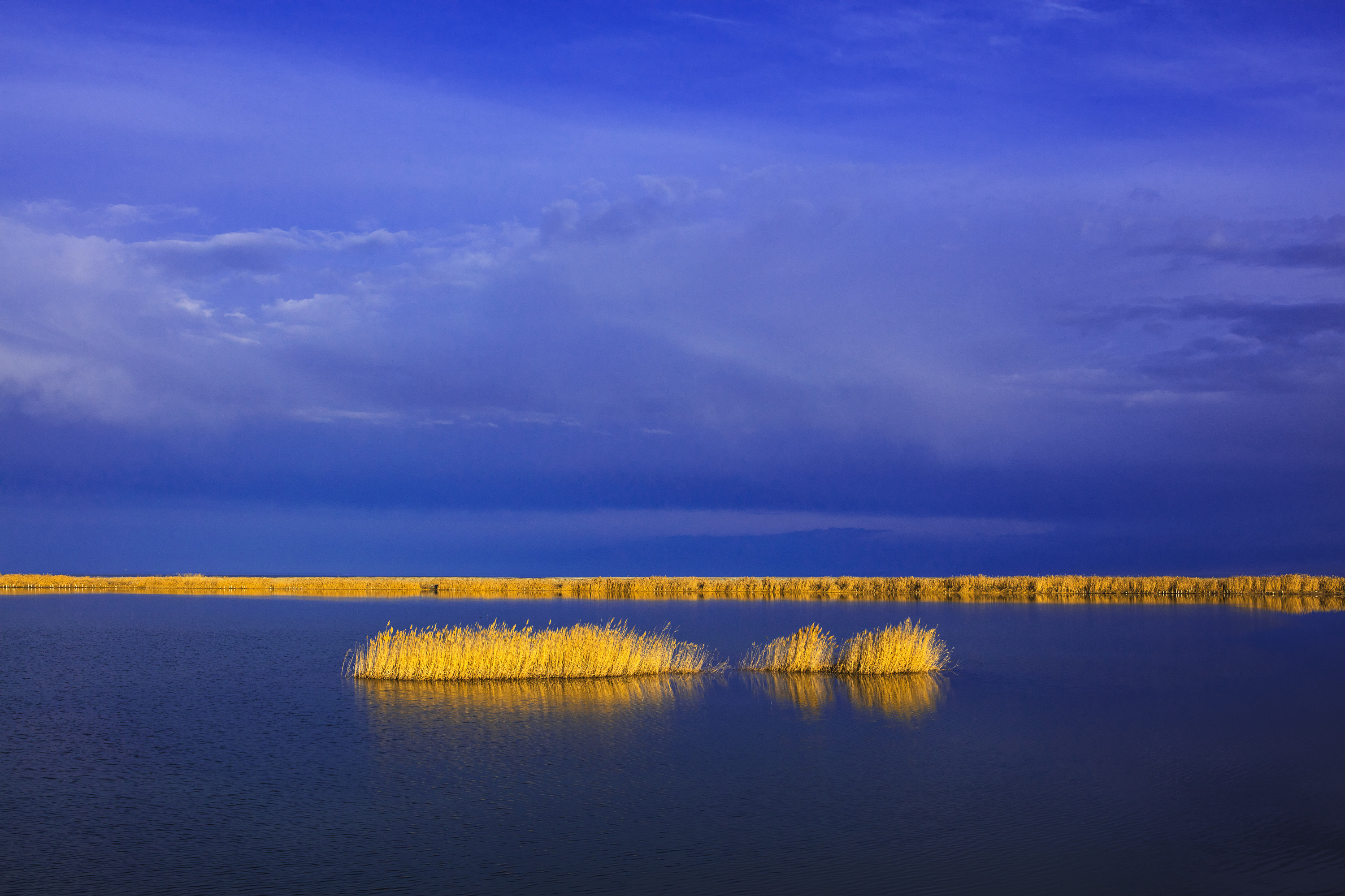 湖面|摄影|风光摄影|youland999 - 原创作品 - 站酷 (ZCOOL)