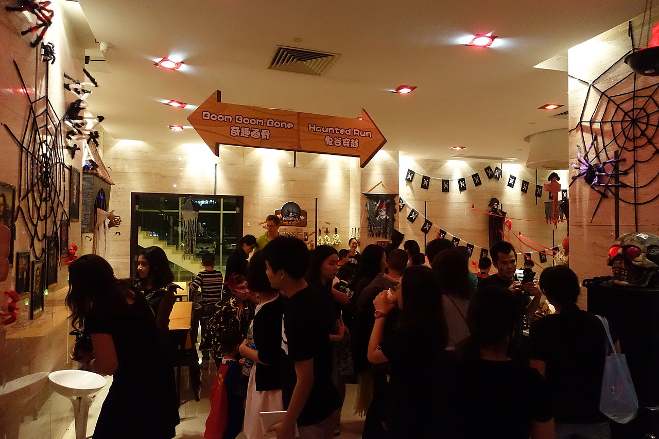 万圣节海报（图ZMzk5MDIyNzY=） - 品牌 - 站酷设计师chenshuyong原创素材 - 站酷ZCOOL