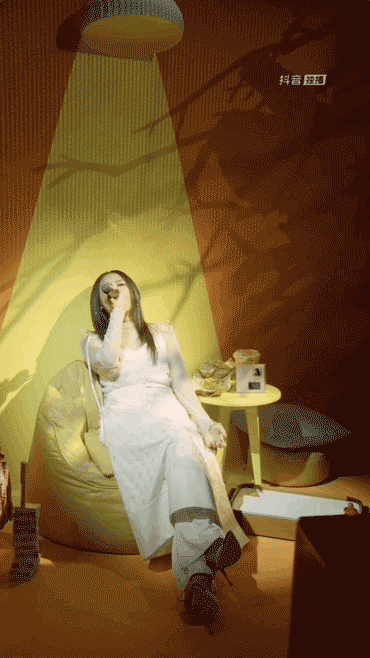 陈粒「悠长假期」抖音夏日歌会（图ZMjg0NDA3NTY4） - 舞台美术 - 站酷设计师咕咕咕z原创素材 - 站酷ZCOOL