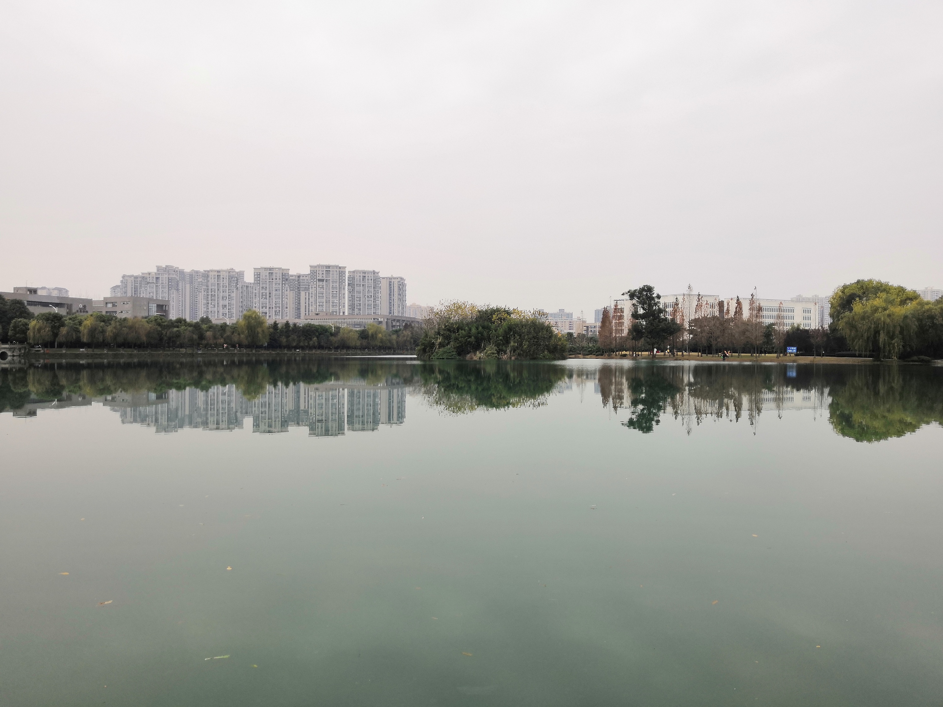 天籁湖人工湖观光桥梁设计