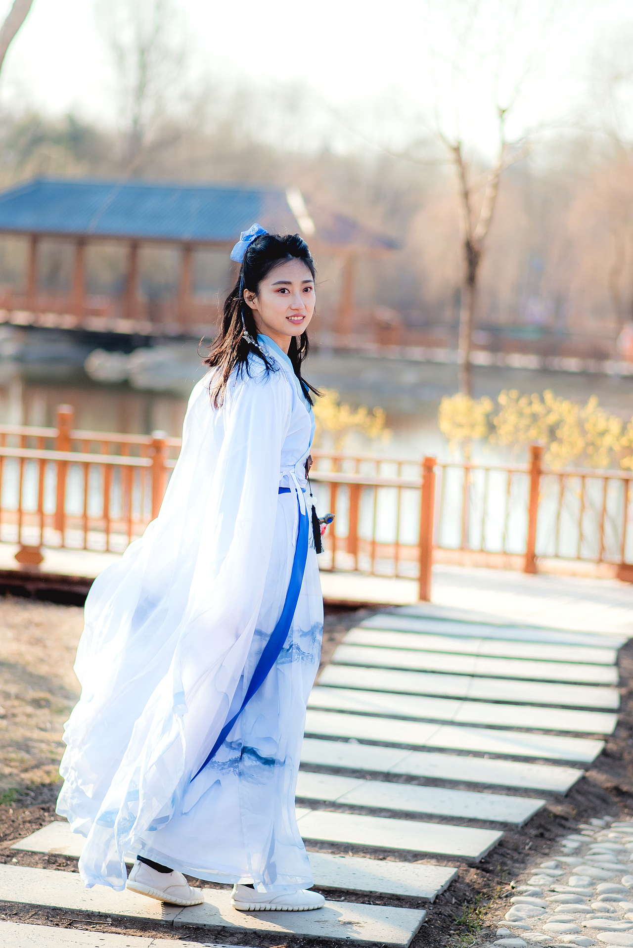 似帶如絲柳，團酥握雪花（圖ZMTEzNzgzMTY4） - 人像攝影 - 站酷設(shè)計師小小嗣原創(chuàng)素材 - 站酷ZCOOL