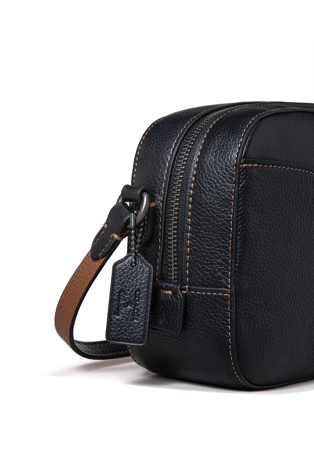 COACH 女包拍摄白底产品图（图ZMzEwODg3MTMy） - 产品摄影 - 站酷设计师OKUR_studio原创素材 - 站酷ZCOOL