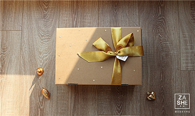 一个不那么商业的包装设计-「IMAGERIES OF CHRISTMAS 意象组合」圣诞礼盒包装设计（图ZMzkxNDQ4MDA=） - 包装 - 站酷设计师杂社原创素材 - 站酷ZCOOL