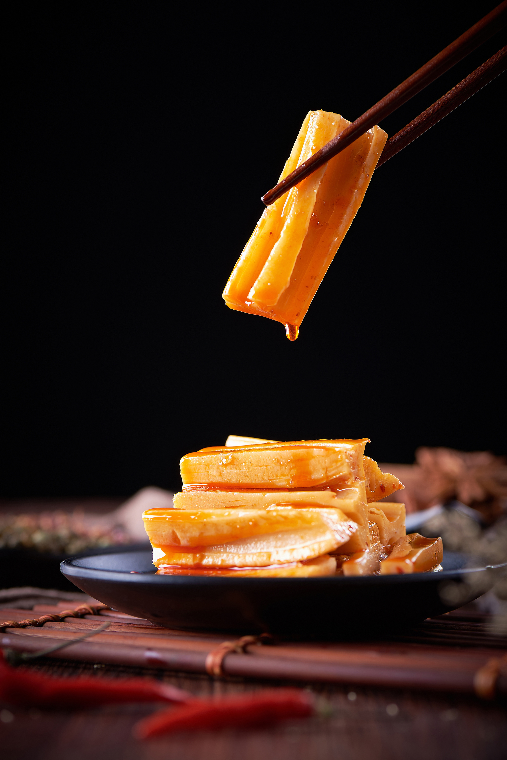 泡菜酸豆角辣萝卜卤花生香辣藕条拍摄_迈阔文化-站酷zcool