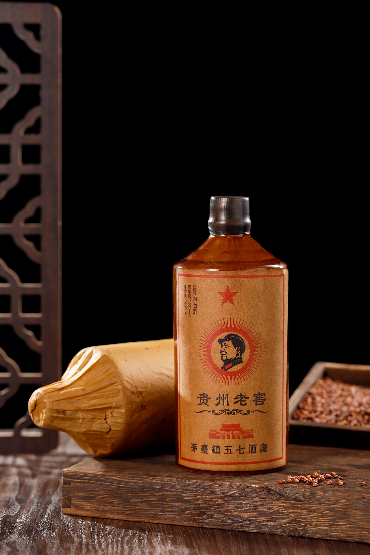小预算复古老酒,贵州老窖|摄影|产品摄影|寻梦逐影 - 原创作品 - 站酷