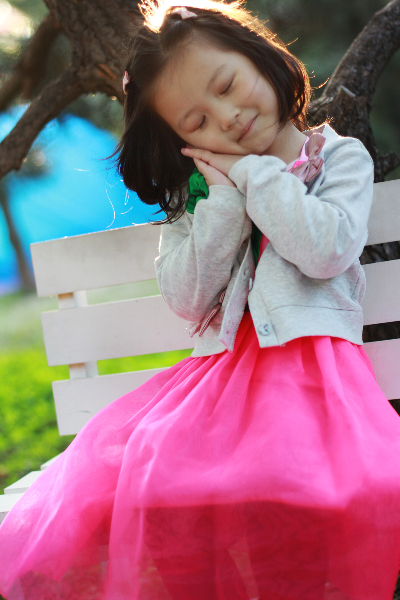 一组秋天的小朋友