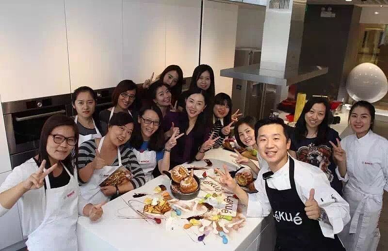 ［角色圈］这次蜕变，从分享美食开始（图ZNTQyMDUzOTY=） - 短片 - 站酷设计师徐小昕原创素材 - 站酷ZCOOL