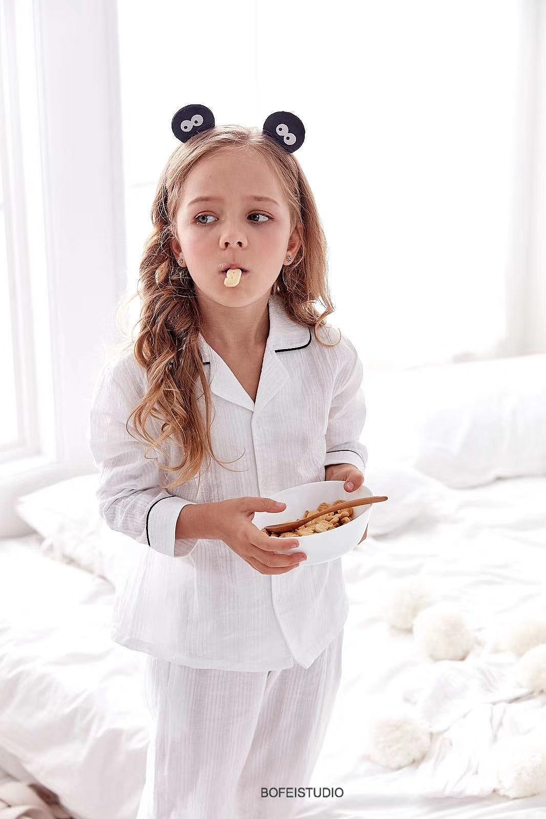 小小的世界,小小的我们。