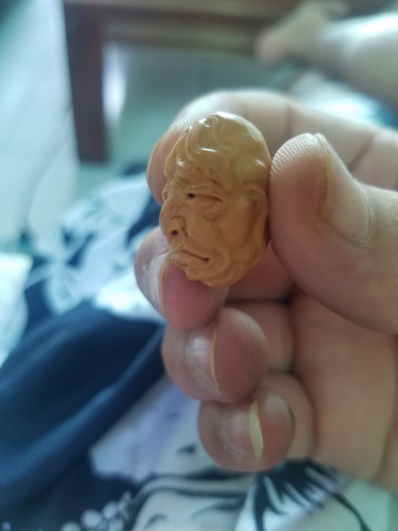 把眼睛浪费在喜欢的事情