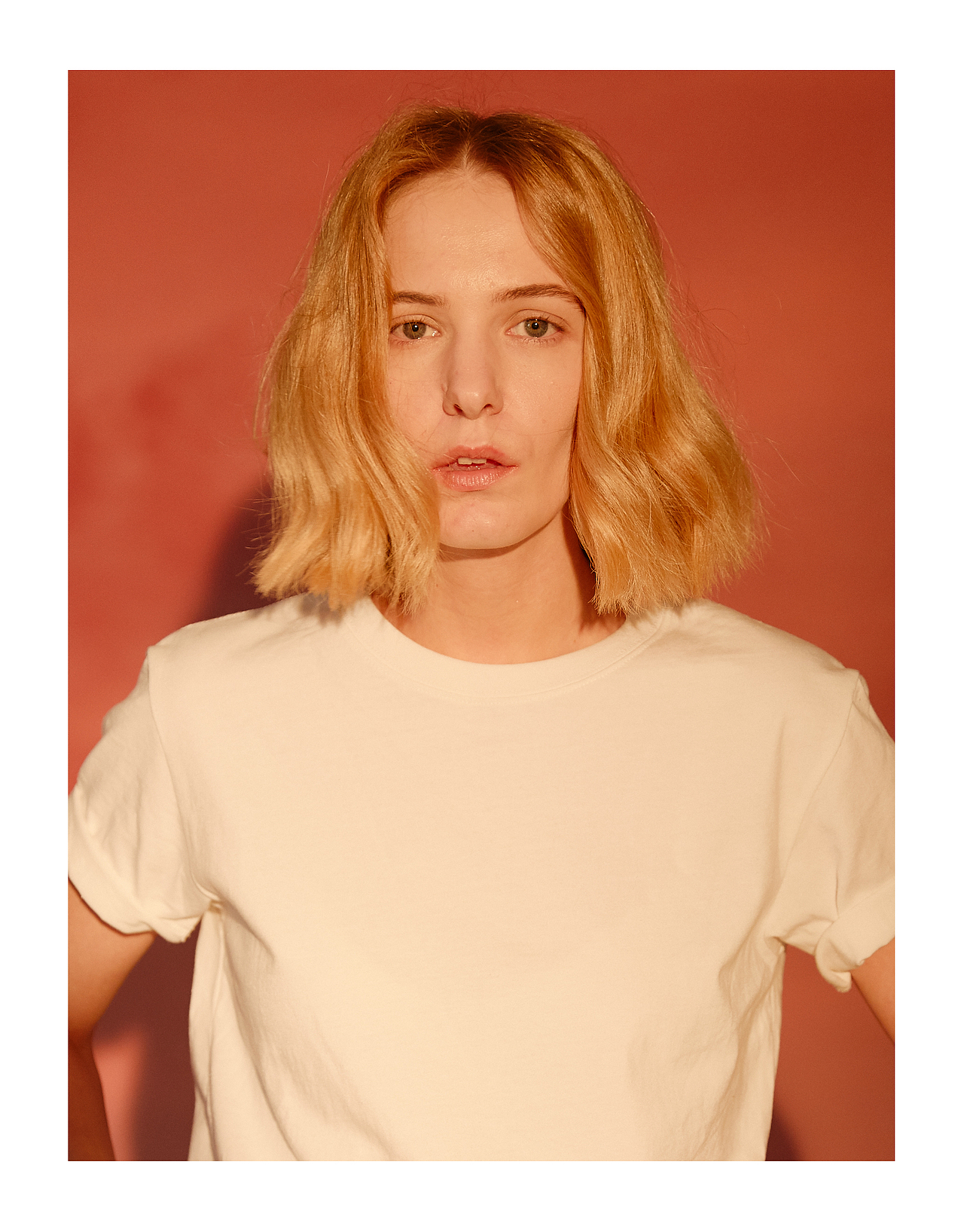 拍照（圖ZMTg4MjM5MjAw） - 人像攝影 - 站酷設(shè)計師色素工作室原創(chuàng)素材 - 站酷ZCOOL