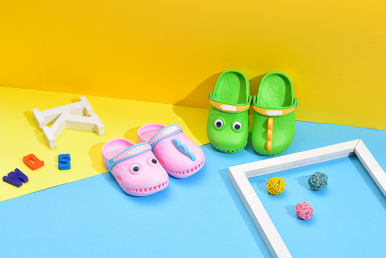 鞋子（图ZMjAwODA1OTEy） - 产品摄影 - 站酷设计师潮阳摄影原创素材 - 站酷ZCOOL