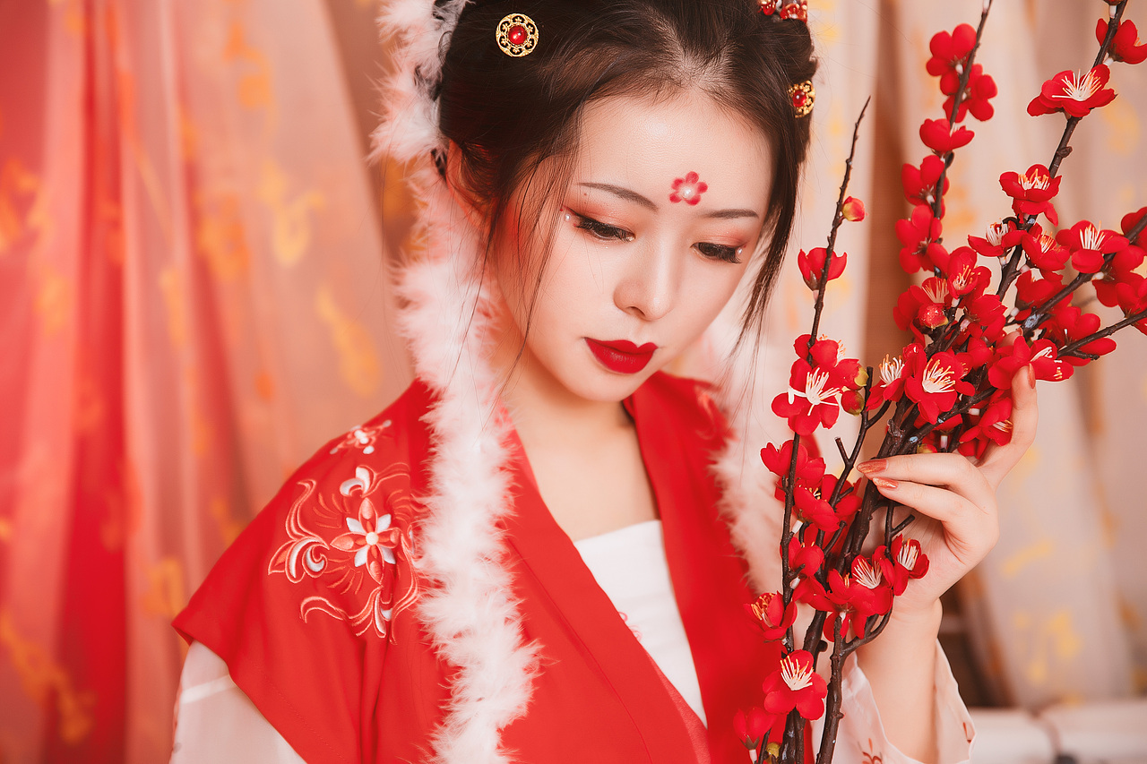 分享收藏致小艾琳云想古风人像摄影65添加表情喜欢ta的作品吗?