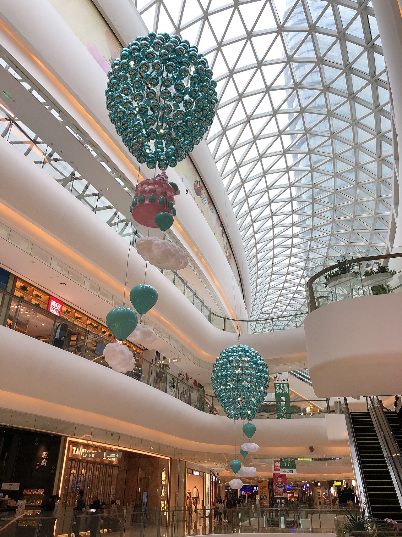 蓝色热气球圣诞美陈（图ZMTM2OTkzMDIw） - 其他空间 - 站酷设计师jjass123原创素材 - 站酷ZCOOL