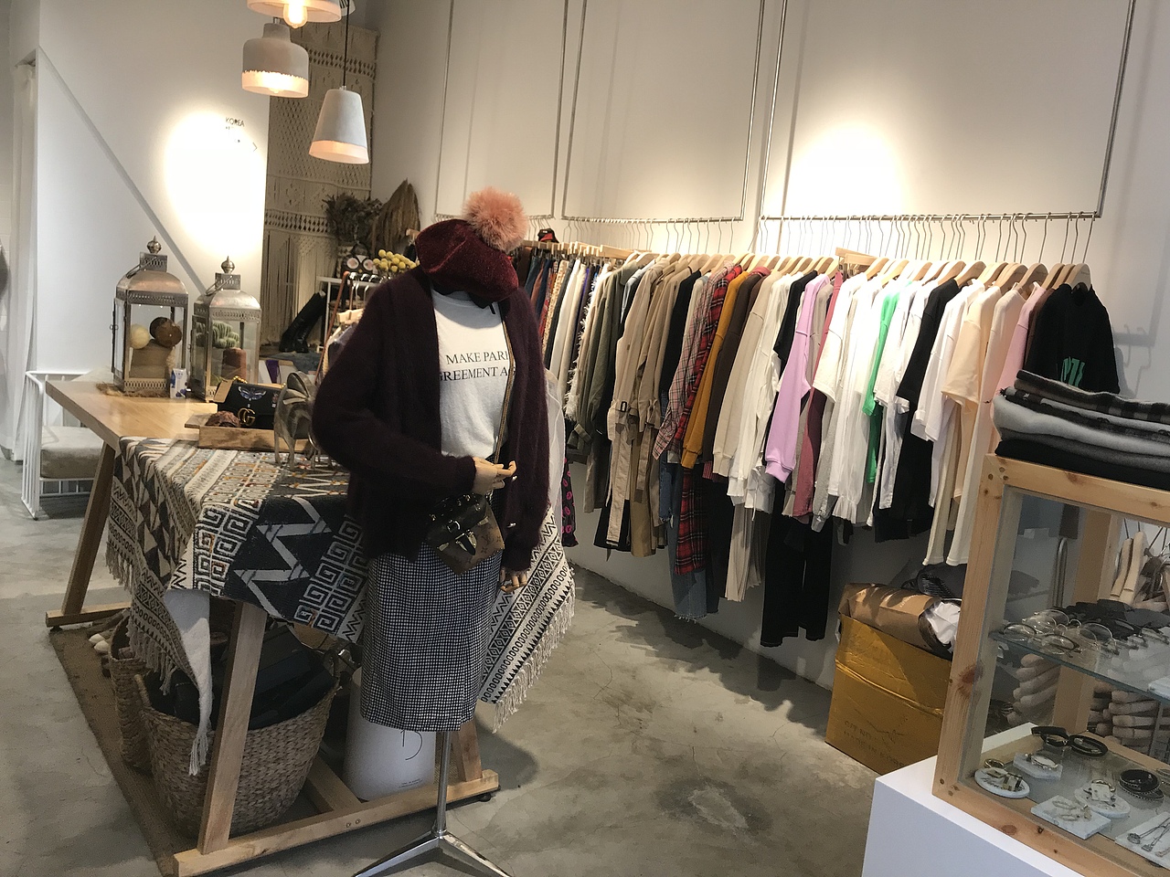 小小服装店也有不同的味道（图ZMTA3NjM0NzM2） - 家装设计 - 站酷设计师Yu11原创素材 - 站酷ZCOOL