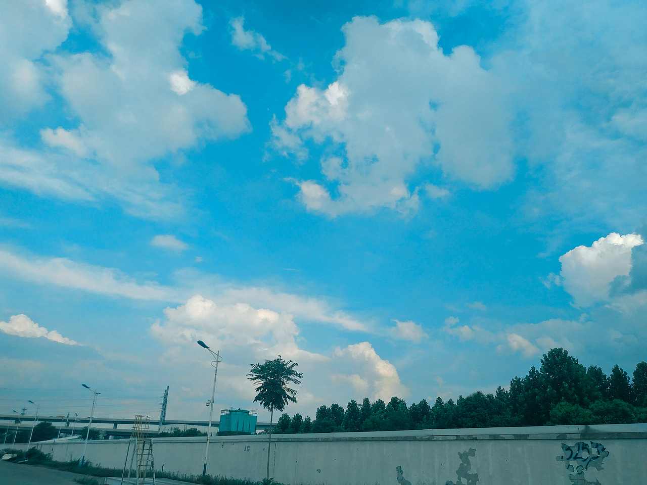 手機拍的，感覺良好（圖ZMTIyOTk1MTIw） - 風光攝影 - 站酷設(shè)計師Hi大王原創(chuàng)素材 - 站酷ZCOOL