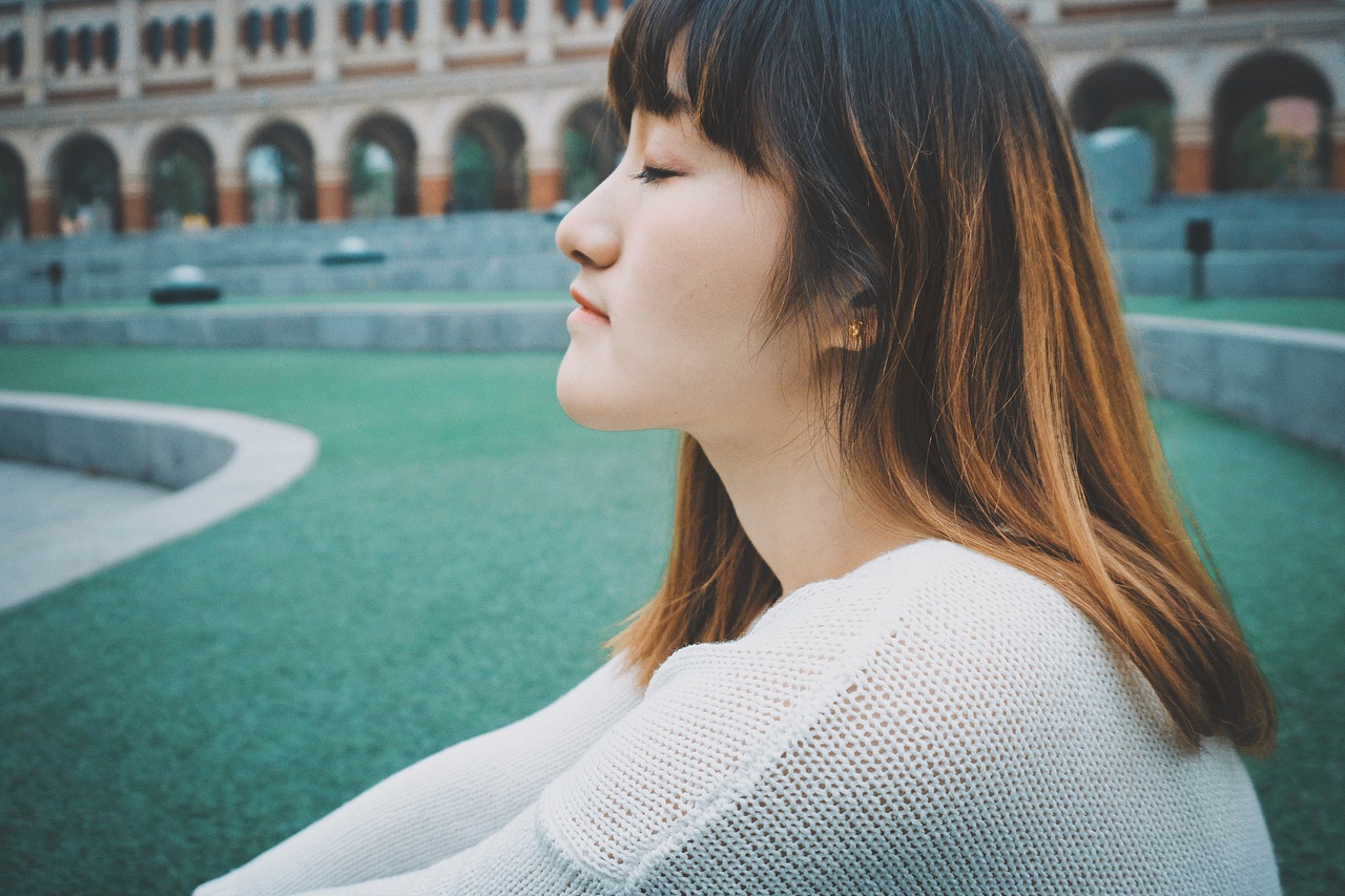 随拍几组妹子的照片