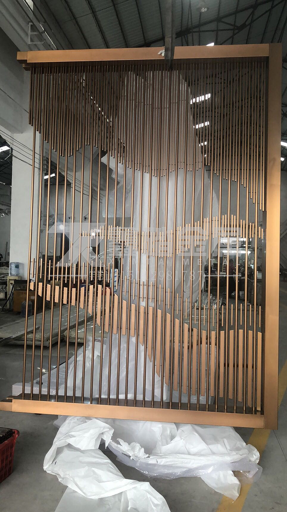 山形不锈钢屏风格栅,酒店大堂山形背景墙回顾时代之美