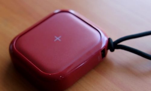 无线充电 MIPOW魔方便充宝苹果三星小米通吃（图ZMTE2NzExMjI0） - 产品摄影 - 站酷设计师MIPOW麦泡原创素材 - 站酷ZCOOL