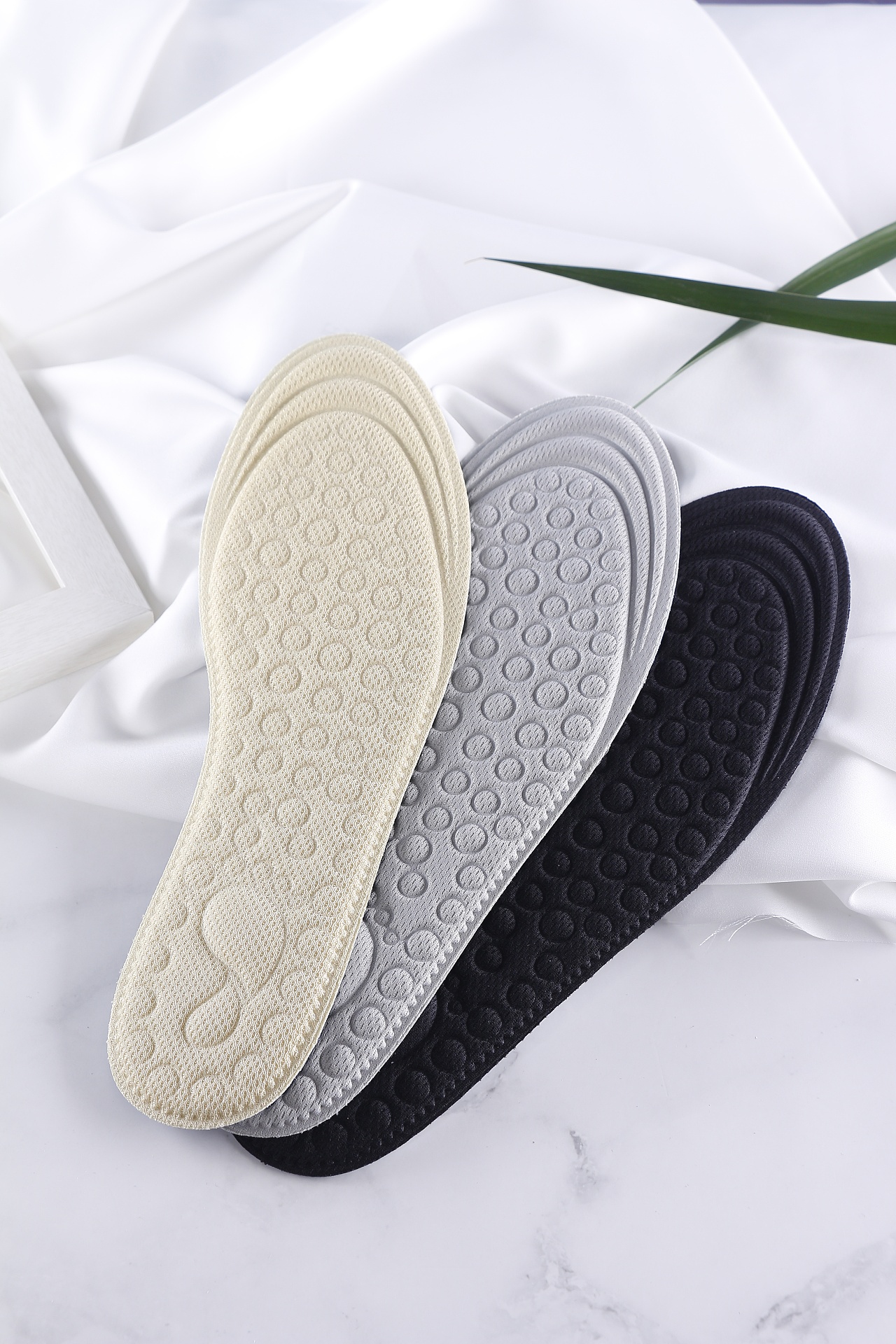 女士泡棉小疙瘩鞋垫