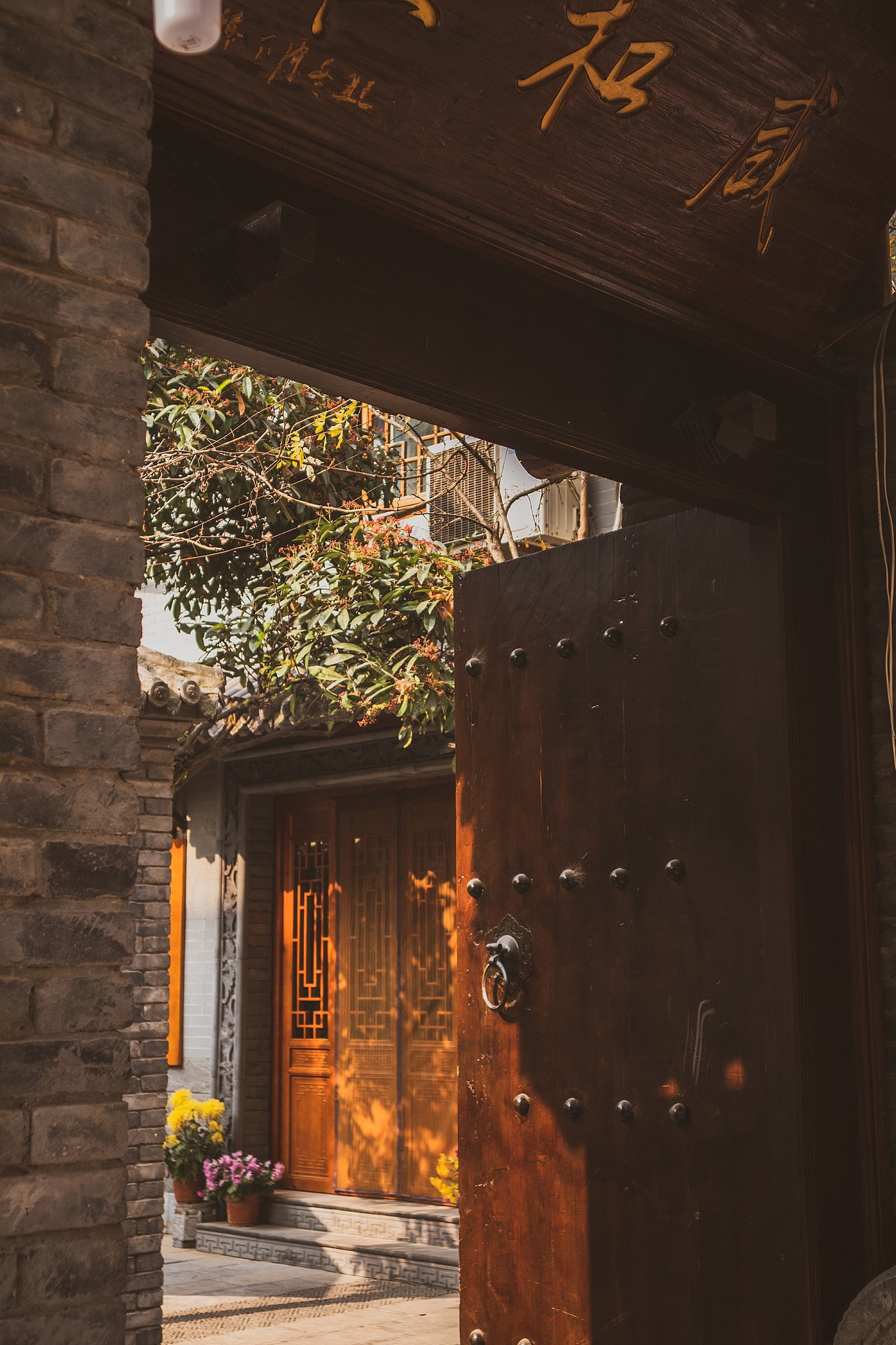 阳光下的角落|摄影|人文/纪实摄影|小陈陈233_原创作品-站酷zcool